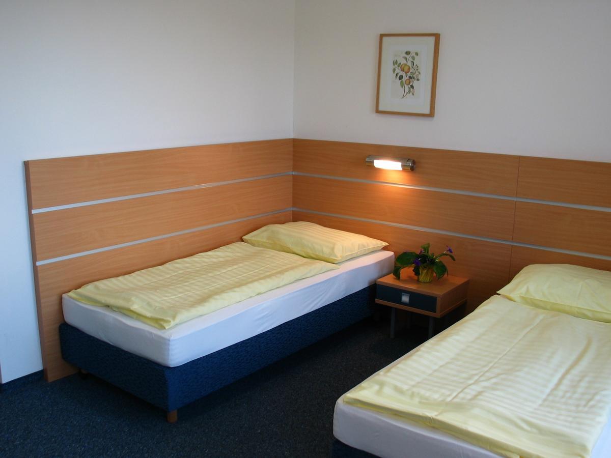 Gaestehaus Der Lk-Technik Mold Exterior foto